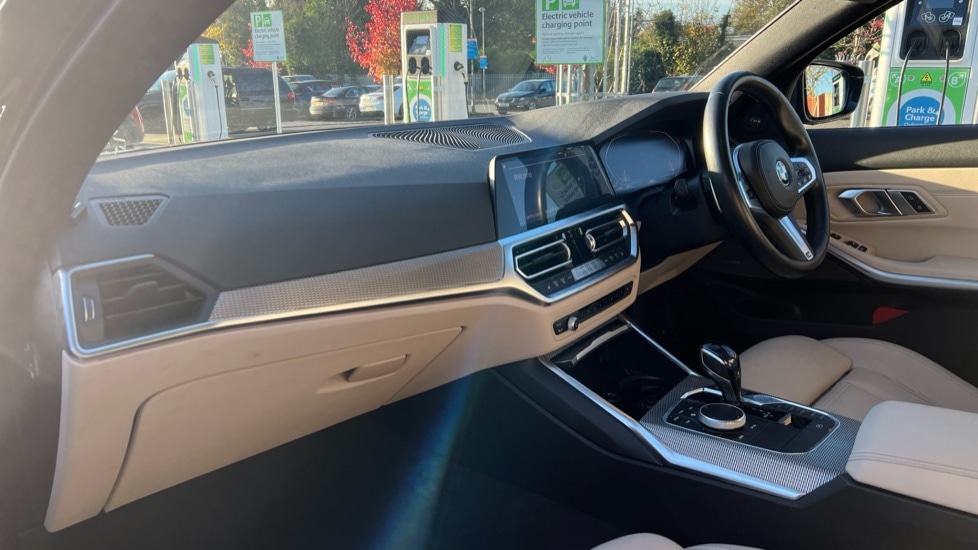 Used BMW 3 Series 2019 for sale - 76575076: Photo 10