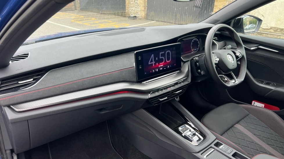 Used Skoda Octavia 2023 for sale - 76079109: Photo 2