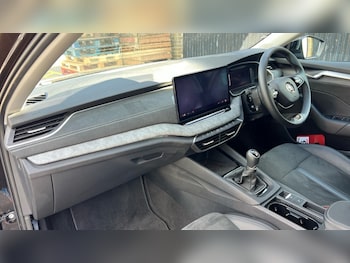 Used Skoda Octavia 2024 for sale - 75660440: Photo