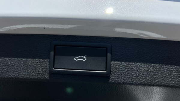 Used Skoda Karoq 2025 for sale - 75439082: Photo 30
