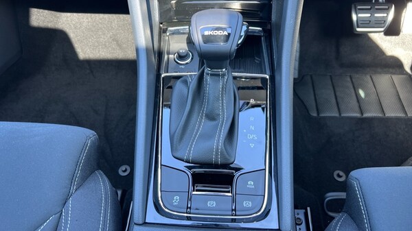 Used Skoda Karoq 2025 for sale - 75439082: Photo 33