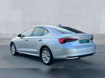 Used Skoda Octavia 2024 for sale - 75929927: Photo