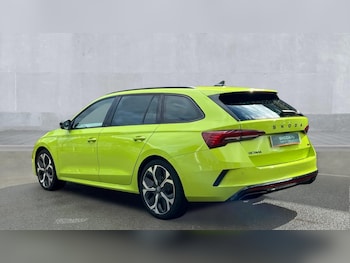 Used Skoda Octavia 2025 for sale - 75902203: Photo