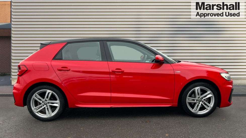 Used Audi A1 2019 for sale - 76332111: Photo 2