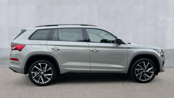 Used Skoda Kodiaq 2023 for sale - 76168645: Photo 4