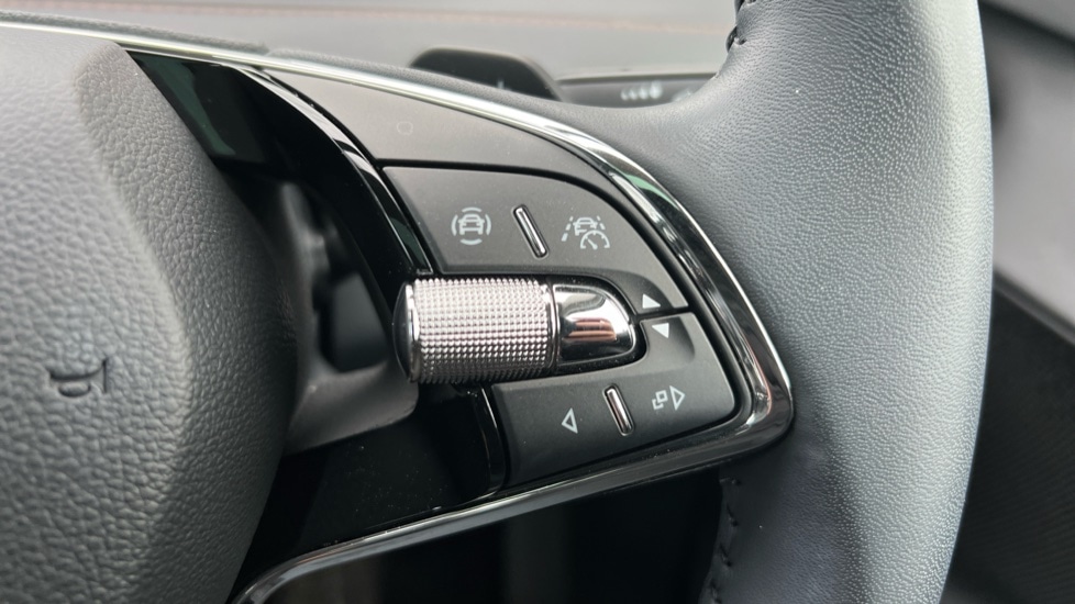 Used Skoda Enyaq 2023 for sale - 76668251: Photo 35