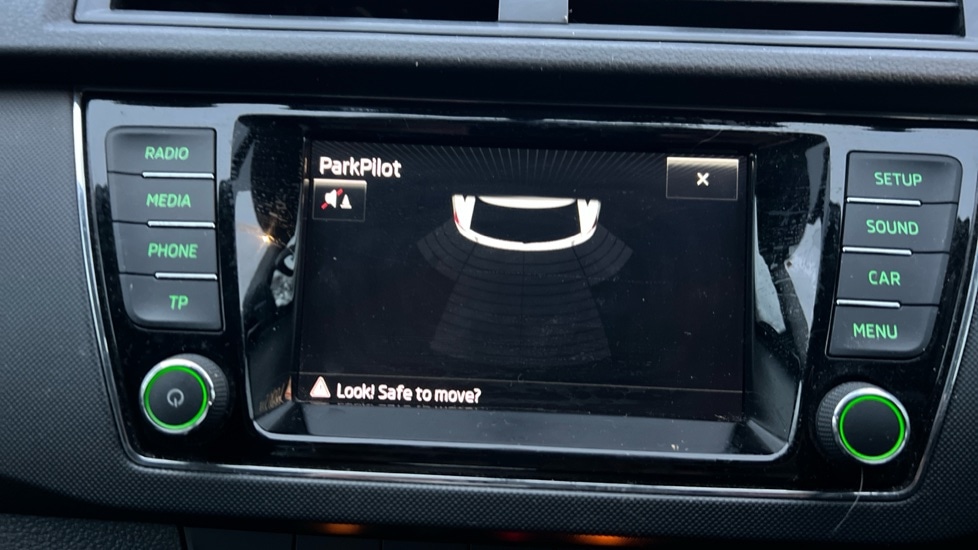 Used Skoda Fabia 2015 for sale - 76856384: Photo 21