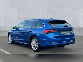 Used Skoda Octavia 2021 for sale - 76552513: Photo