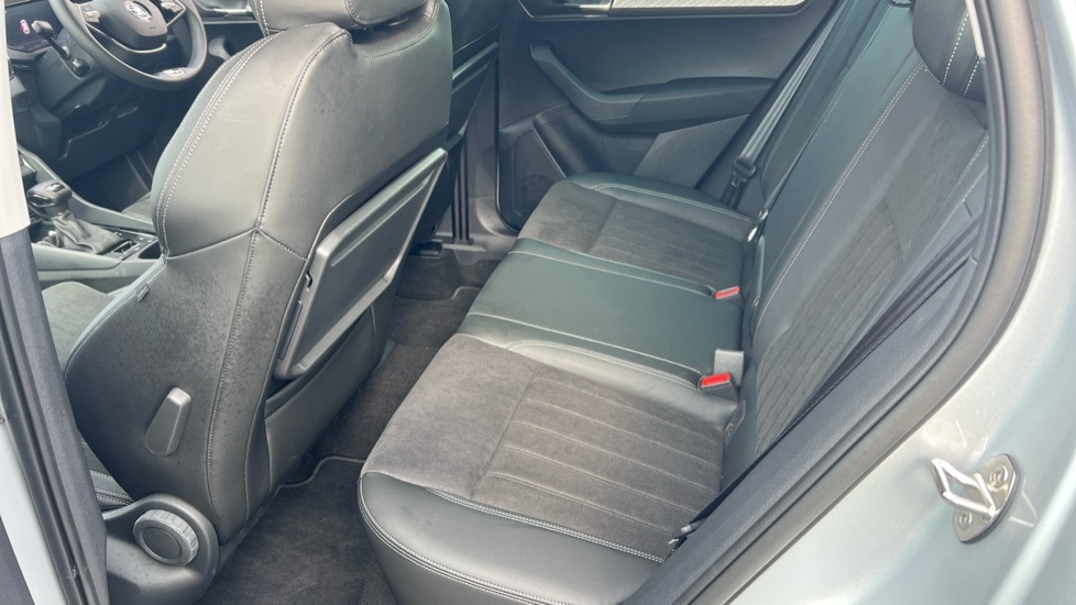 Used Skoda Karoq 2025 for sale - 76609732: Photo 15