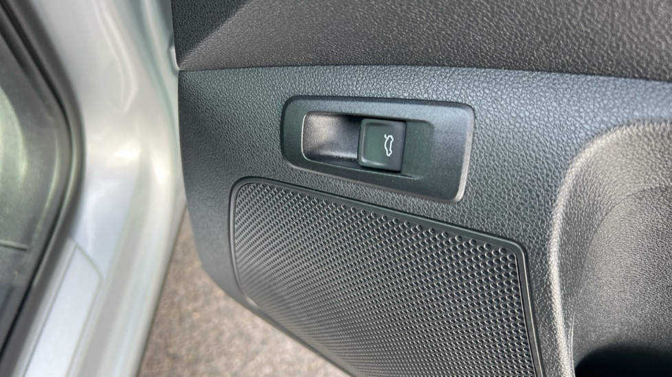 Used Skoda Karoq 2025 for sale - 76609732: Photo 26