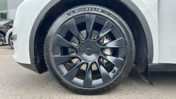 Used Tesla Model Y 2022 for sale - 76116837: Photo 17