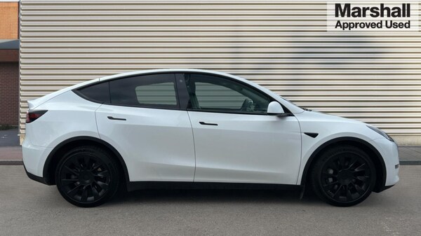 Used Tesla Model Y 2022 for sale - 76116837: Photo 2