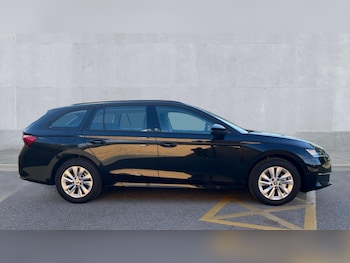 Used Skoda Octavia 2024 for sale - 75929808: Photo