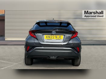 Used Toyota C-HR 2022 for sale - 75439101: Photo