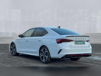 Used Skoda Octavia 2025 for sale - 76660879: Photo