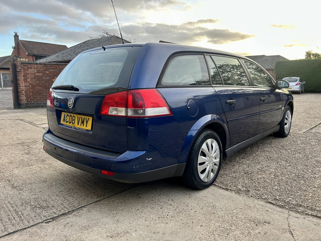 Used Vauxhall Vectra 2008 for sale - 76176214: Photo 6
