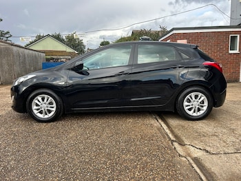Used Hyundai i30 2012 for sale - 75972337: Photo