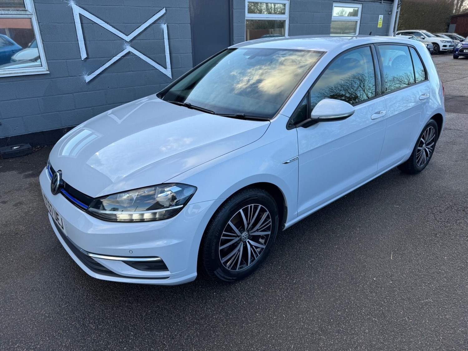 Used Volkswagen Golf 2017 for sale - 77283933: Photo 10