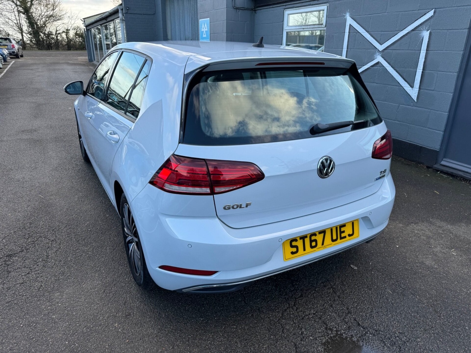 Used Volkswagen Golf 2017 for sale - 77283933: Photo 12