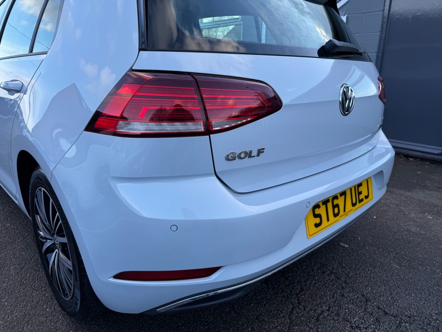 Used Volkswagen Golf 2017 for sale - 77283933: Photo 17