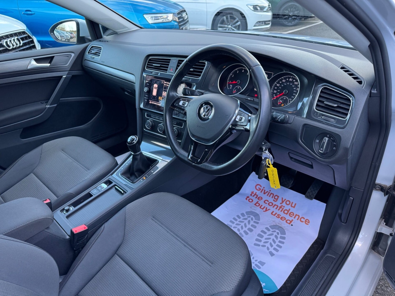 Used Volkswagen Golf 2017 for sale - 77283933: Photo 25