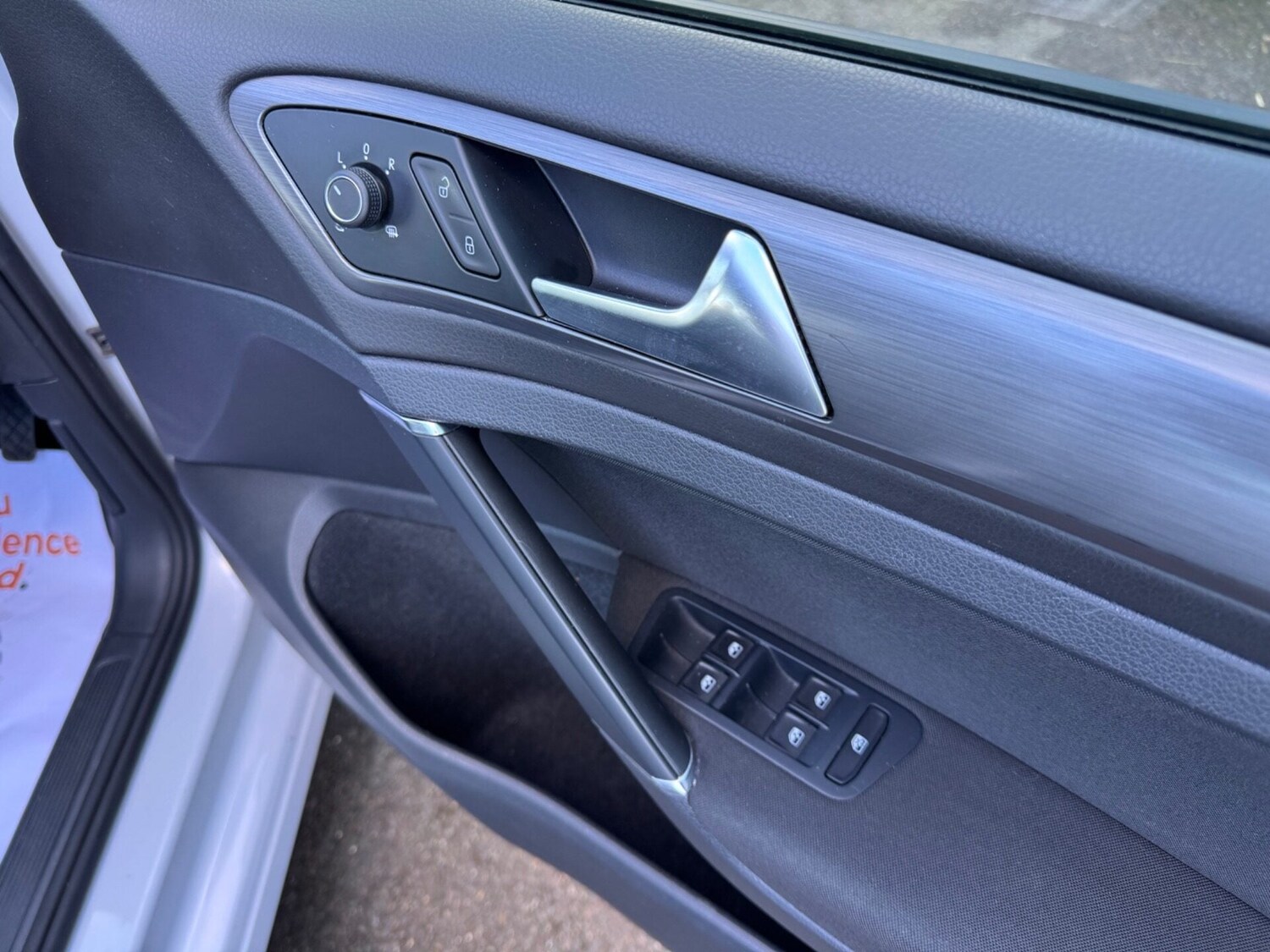 Used Volkswagen Golf 2017 for sale - 77283933: Photo 33