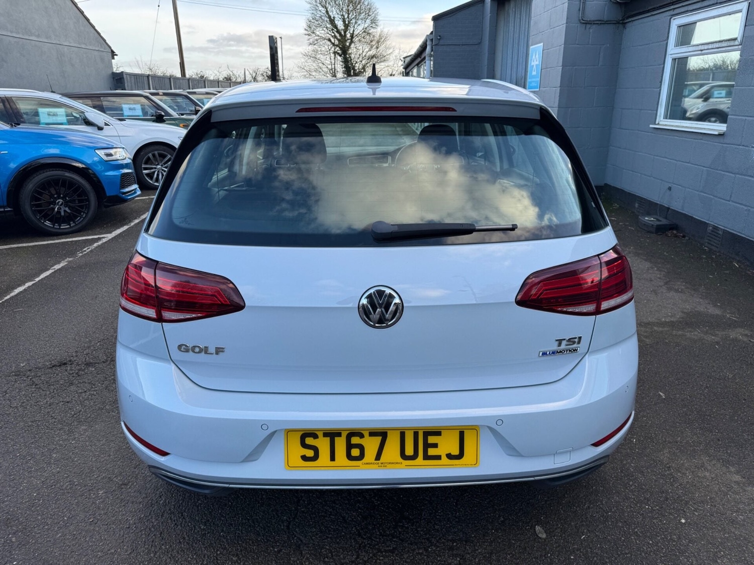 Used Volkswagen Golf 2017 for sale - 77283933: Photo 4