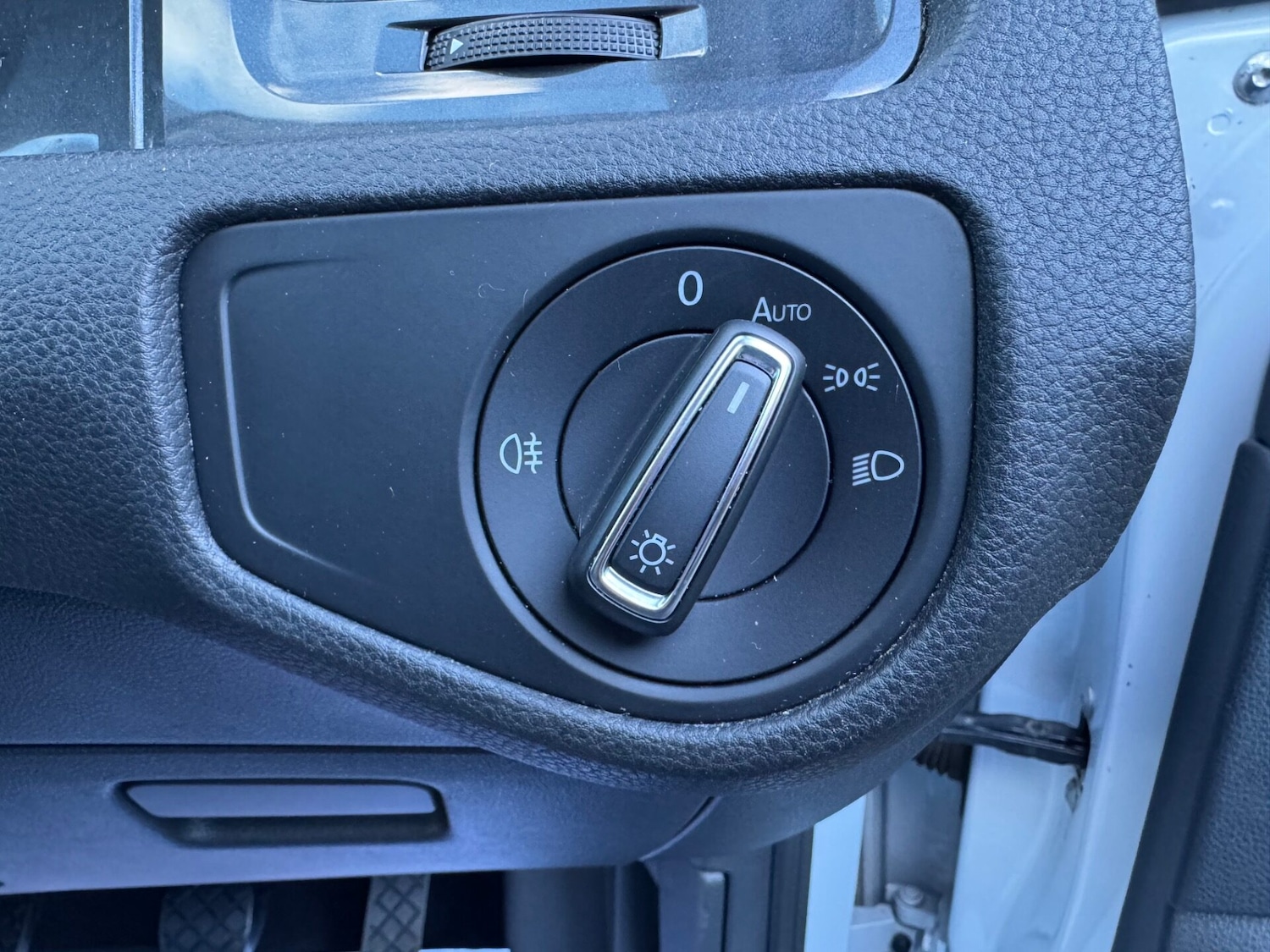 Used Volkswagen Golf 2017 for sale - 77283933: Photo 45