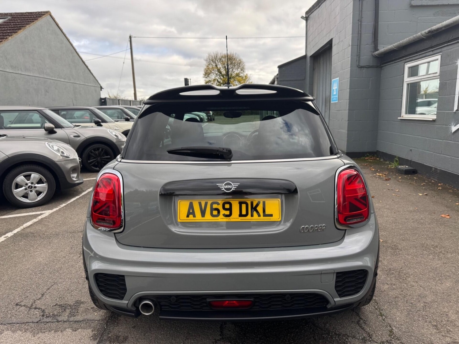 Used MINI Hatch 2019 for sale - 76576597: Photo 4