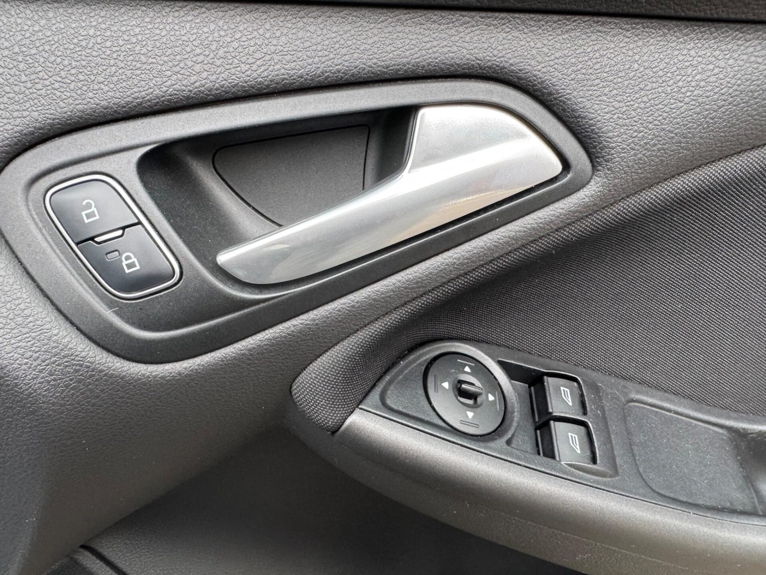 Used Ford Focus 2017 for sale - 76576599: Photo 31