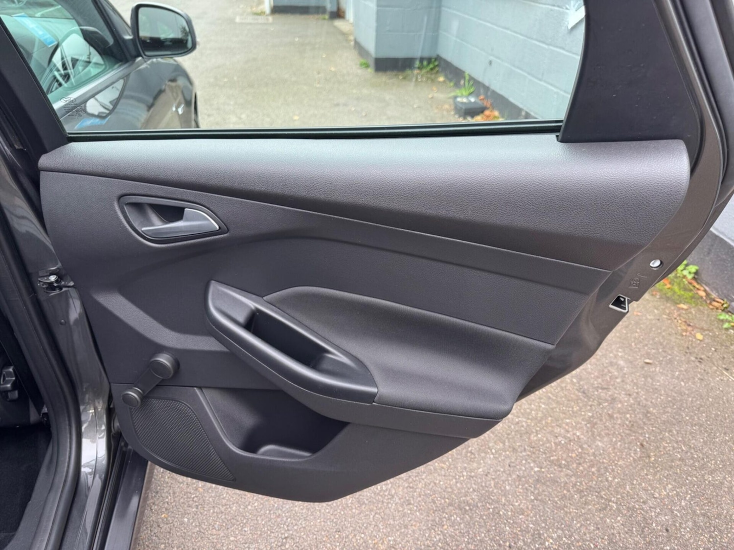 Used Ford Focus 2017 for sale - 76576599: Photo 34