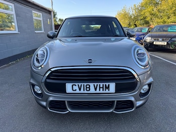 Used MINI Hatch 2018 for sale - 76072147: Photo
