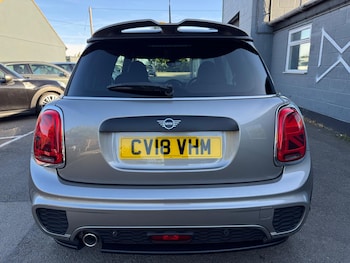 Used MINI Hatch 2018 for sale - 76072147: Photo