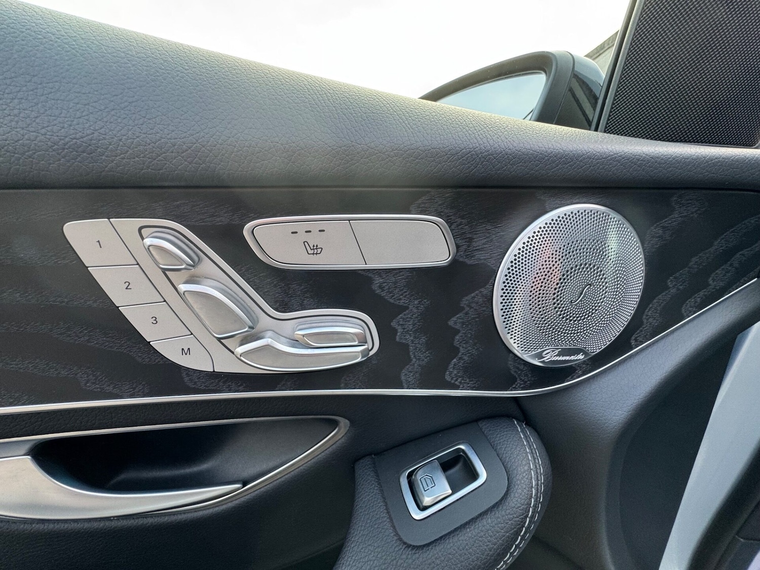 Used Mercedes-Benz GLC 2018 for sale - 76641718: Photo 39