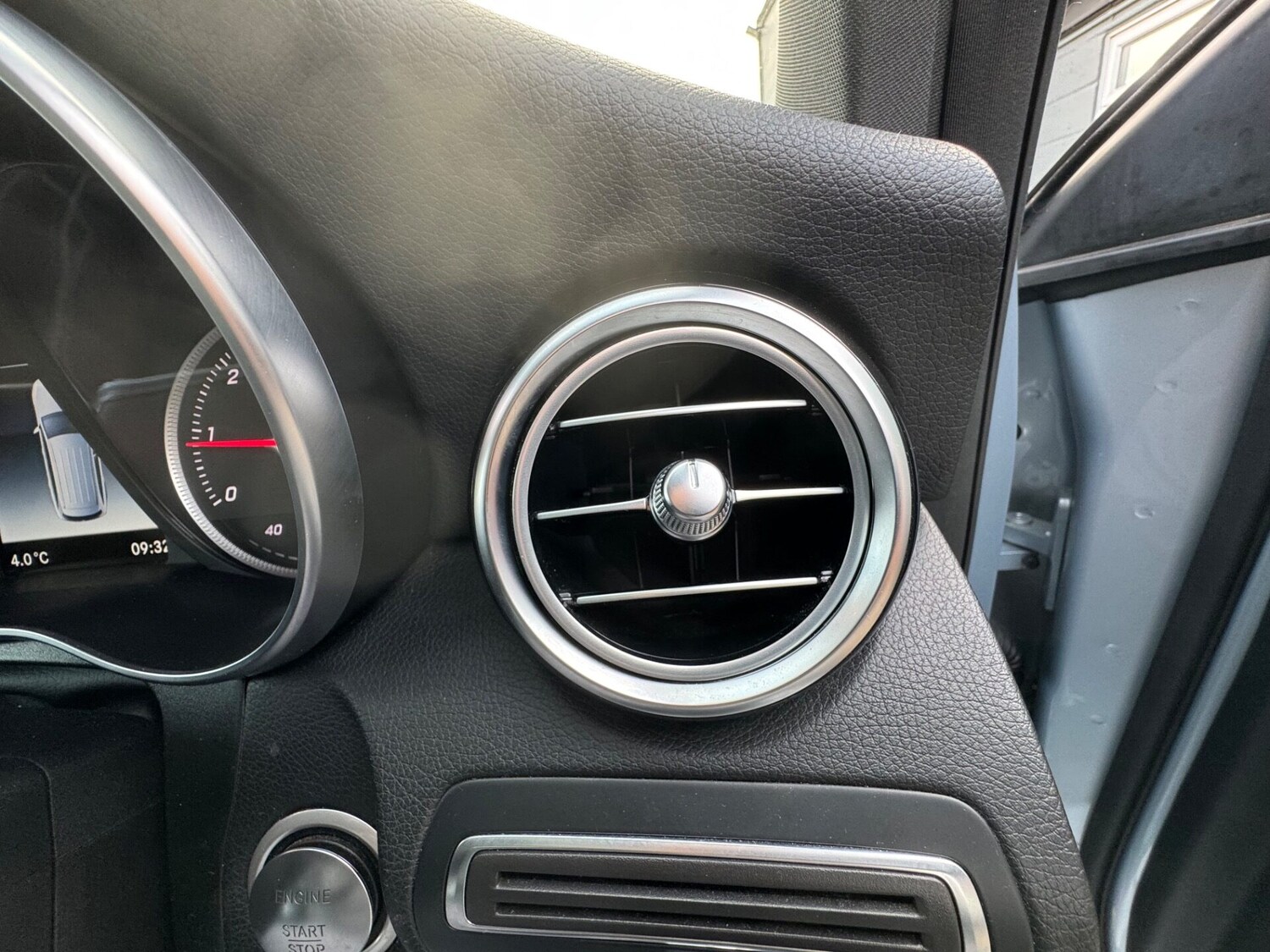 Used Mercedes-Benz GLC 2018 for sale - 76641718: Photo 44