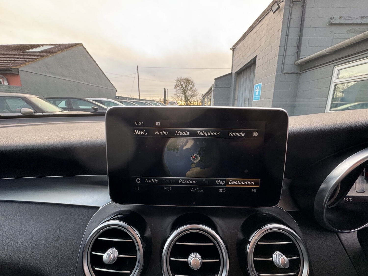 Used Mercedes-Benz GLC 2018 for sale - 76641718: Photo 45