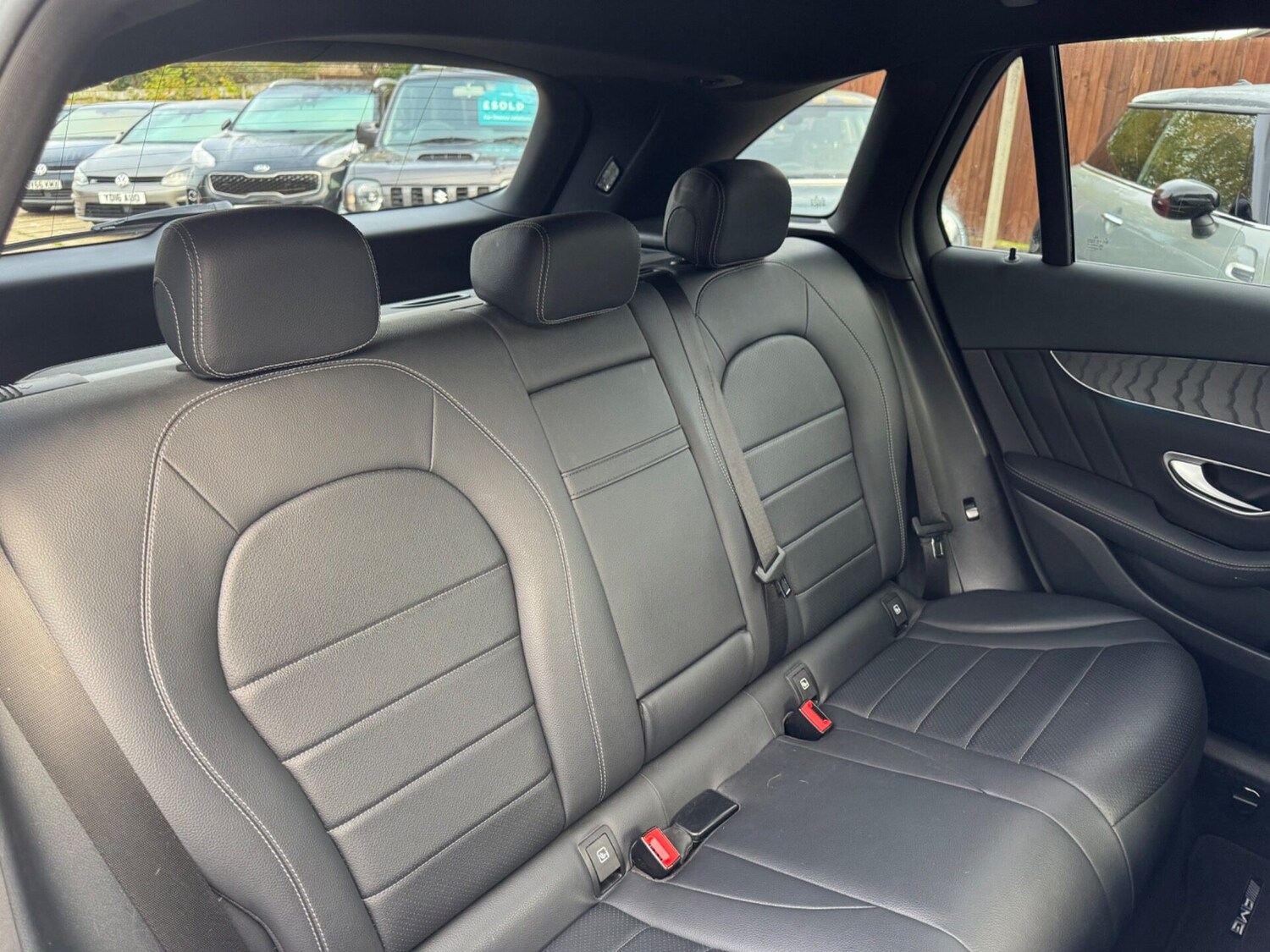 Used Mercedes-Benz GLC 2018 for sale - 76641718: Photo 52