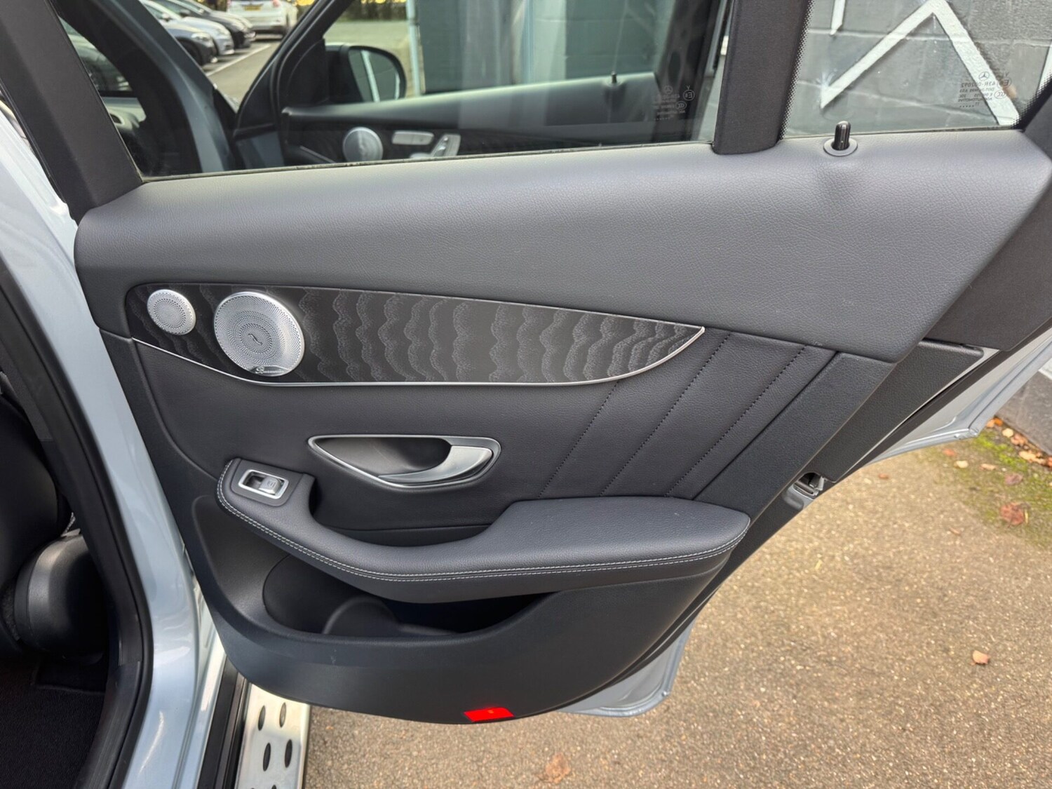 Used Mercedes-Benz GLC 2018 for sale - 76641718: Photo 59