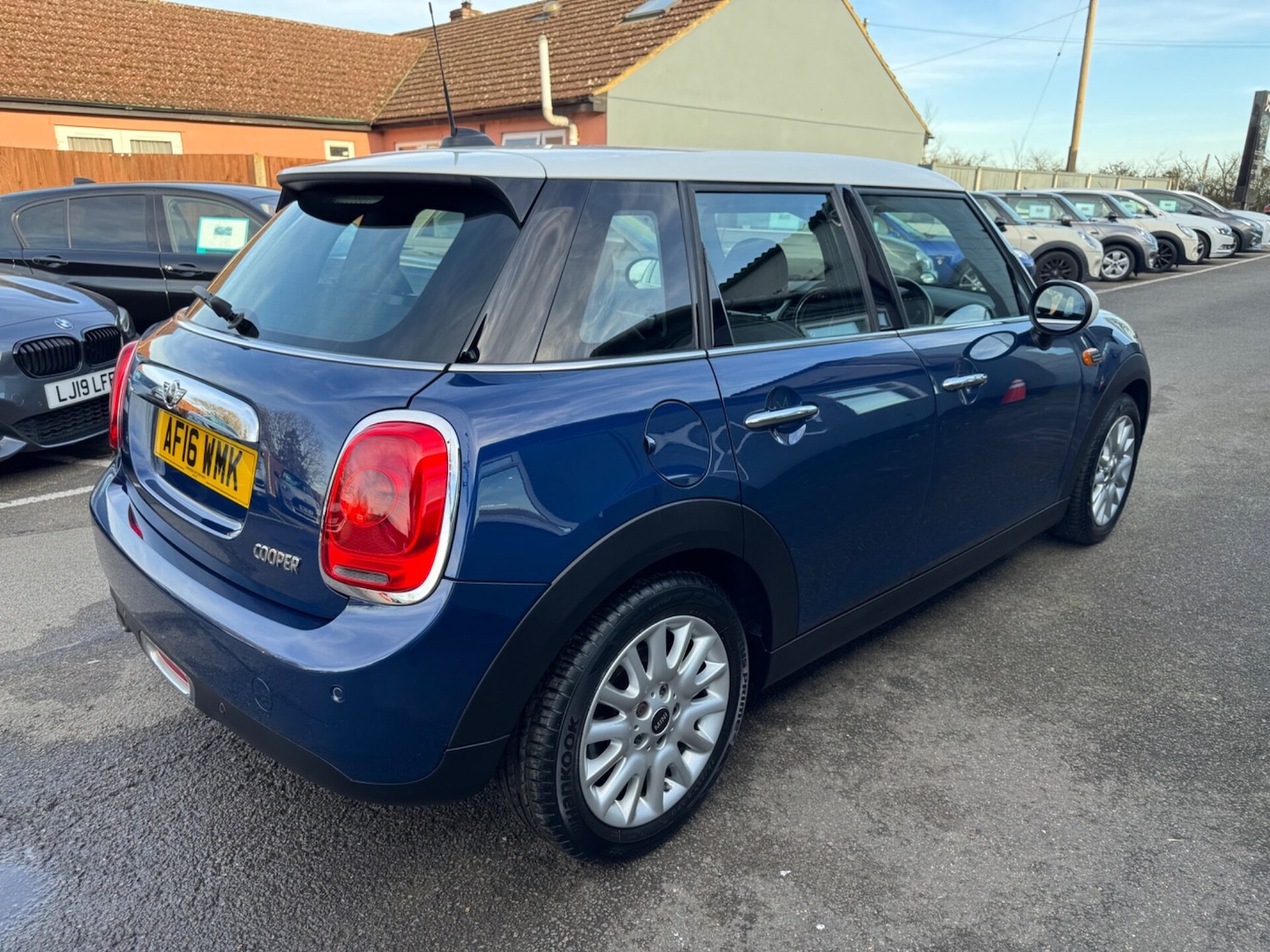 Used MINI Hatch 2016 for sale - 77608052: Photo 2