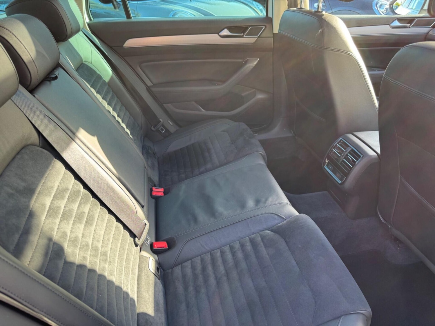 Used Volkswagen Passat 2018 for sale - 76576612: Photo 20