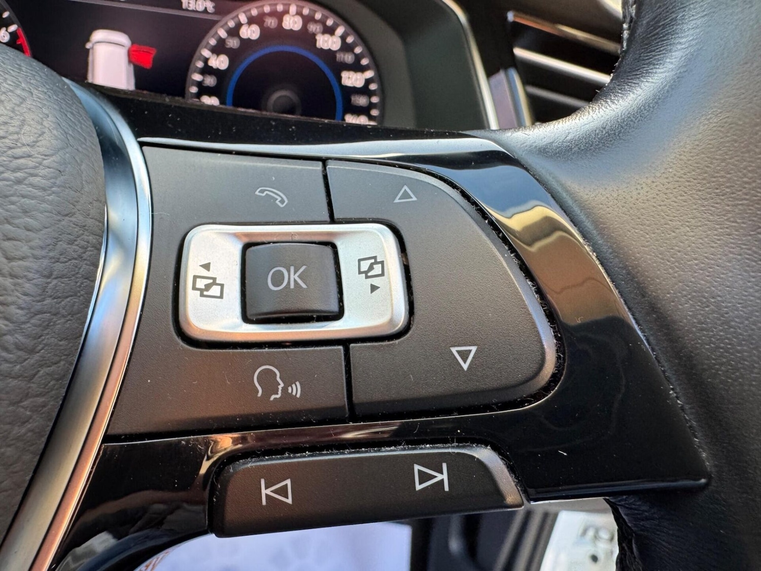 Used Volkswagen Passat 2018 for sale - 76576612: Photo 33