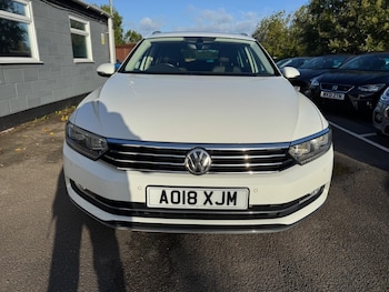 Used Volkswagen Passat 2018 for sale - 76576612: Photo