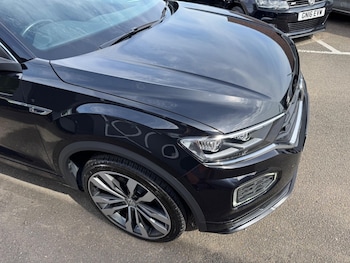 Used Volkswagen T-Roc 2020 for sale - 75857890: Photo