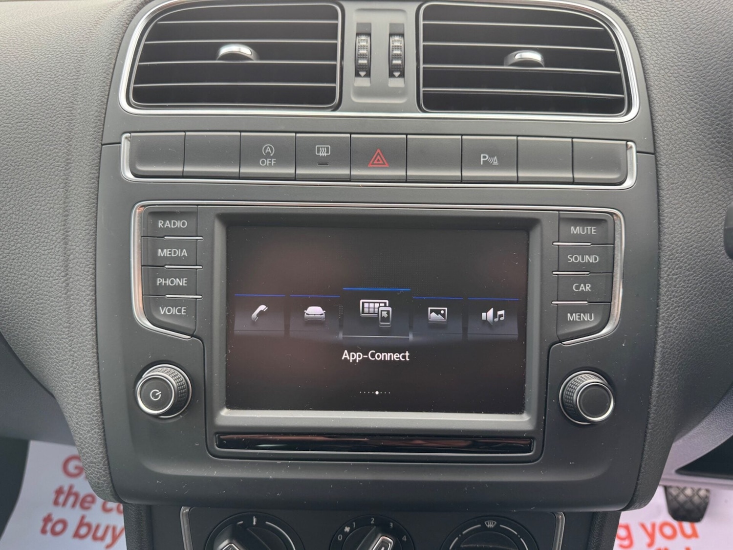 Used Volkswagen Polo 2017 for sale - 77208676: Photo 24