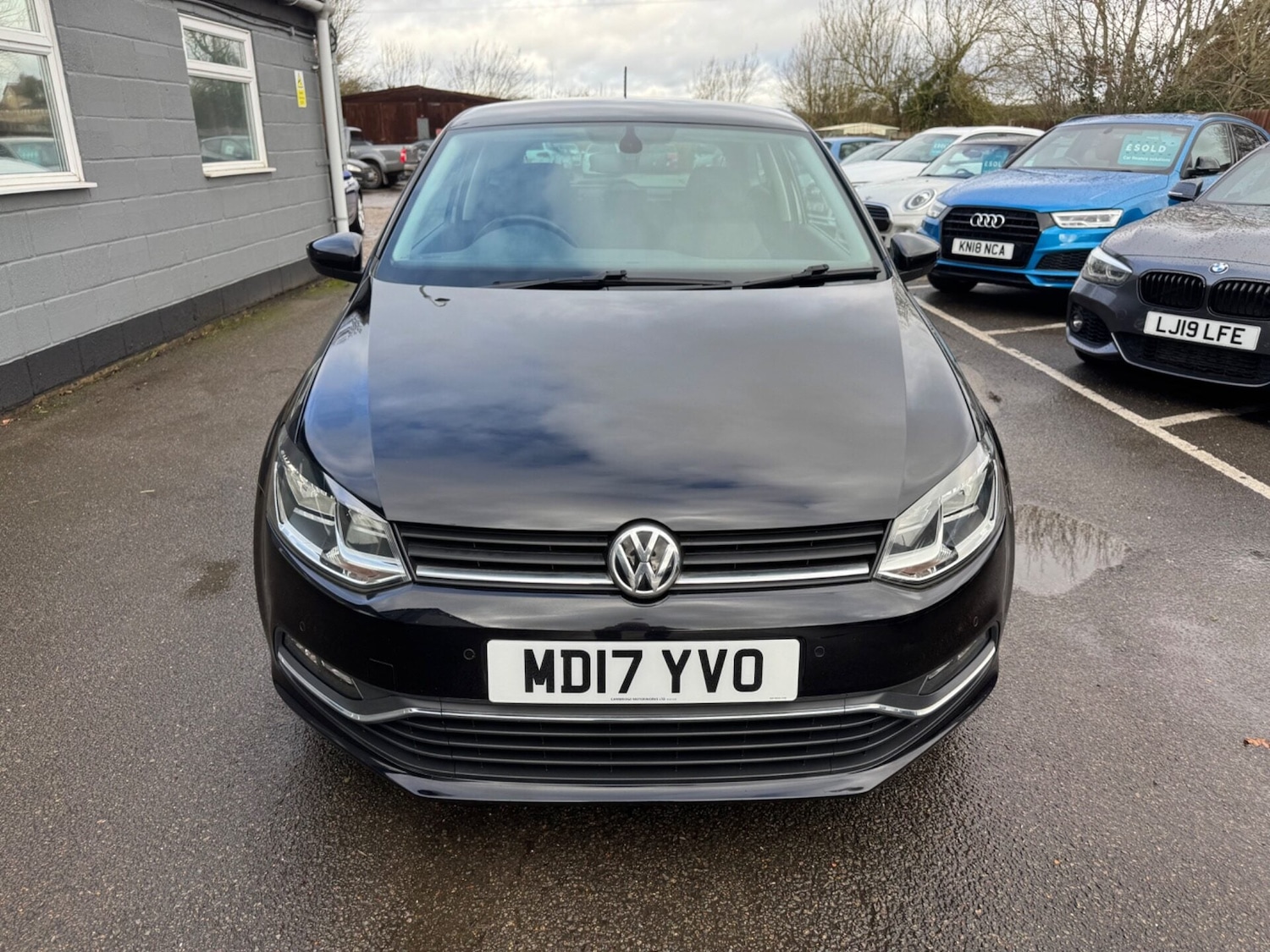 Used Volkswagen Polo 2017 for sale - 77208676: Photo 3