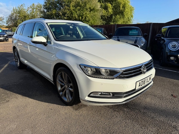 Used Volkswagen Passat 2018 for sale - 76175370: Photo 1