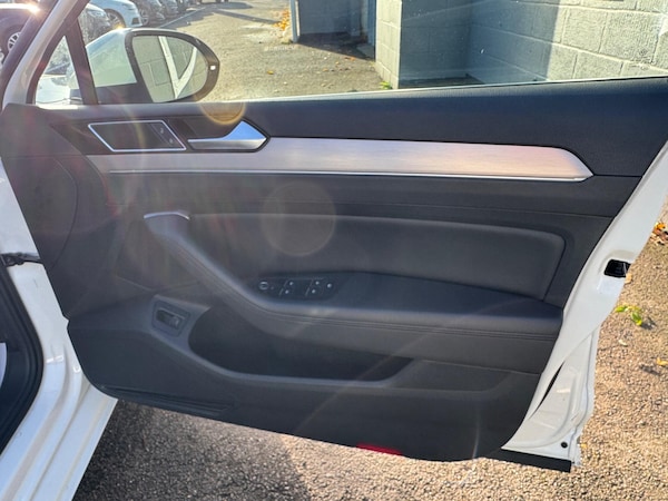 Used Volkswagen Passat 2018 for sale - 76175370: Photo 40