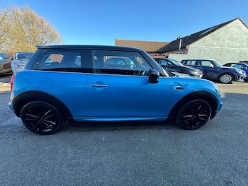 Used MINI Hatch 2019 for sale - 79432597: Photo