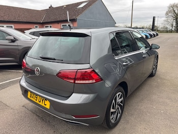 Used Volkswagen Golf 2019 for sale - 77952127: Photo