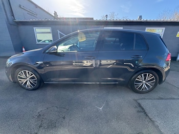 Used Volkswagen Golf 2018 for sale - 77779415: Photo